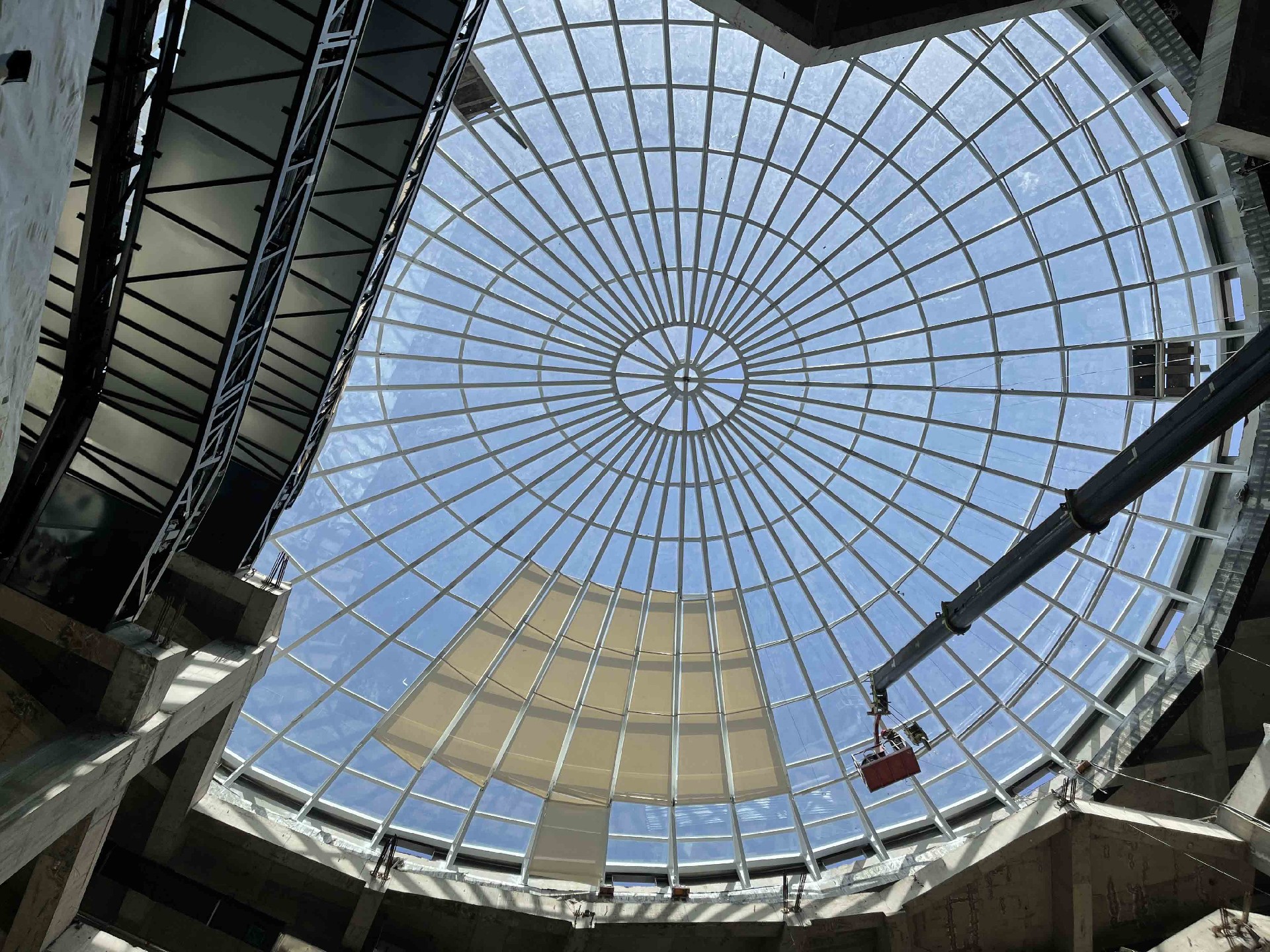 希旭智能內蒙古維多利摩爾城采光頂工程 希旭智能內蒙古維多利摩爾城采光頂工程