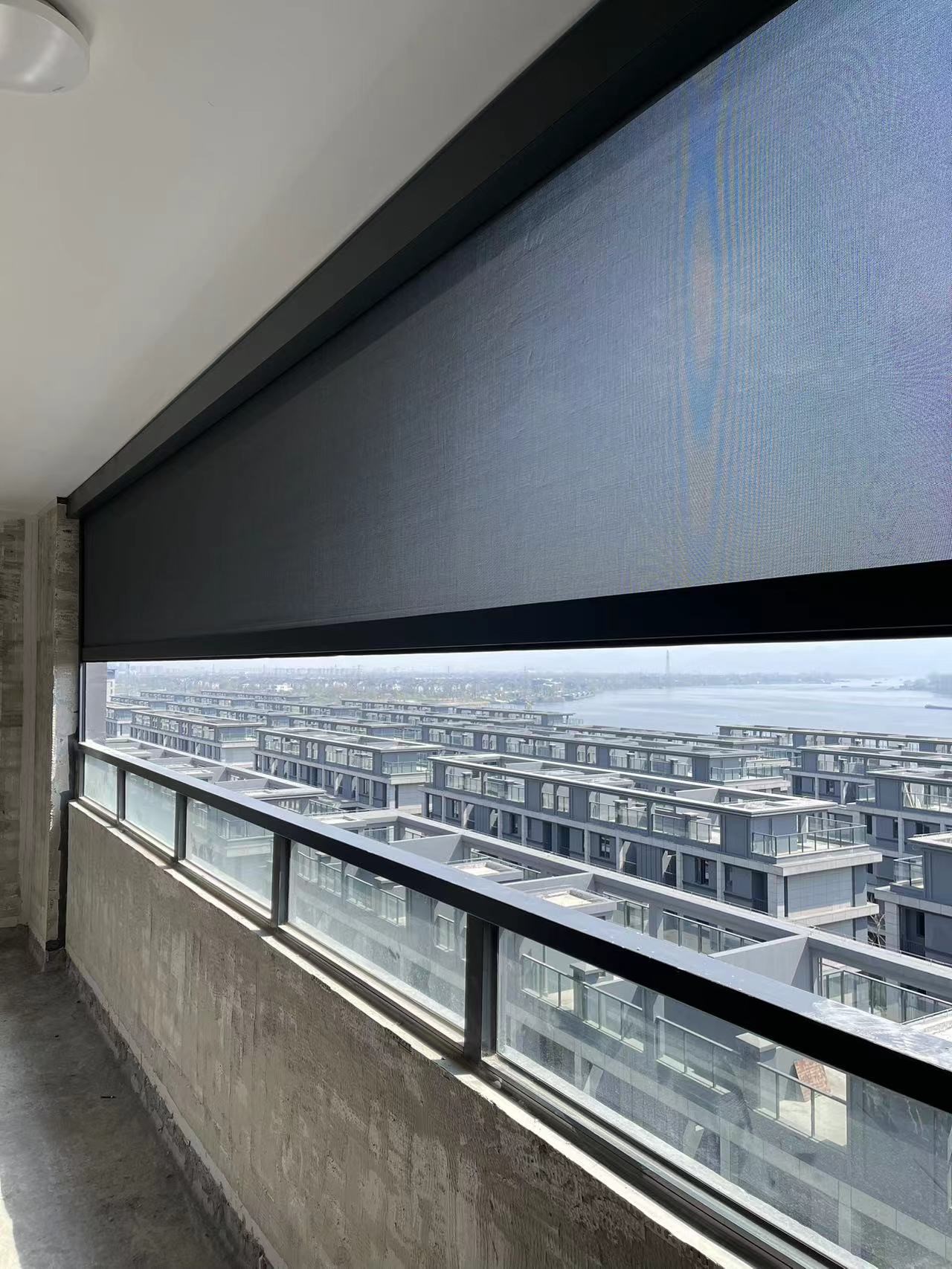 陽光城 西郊半島防風卷簾案例